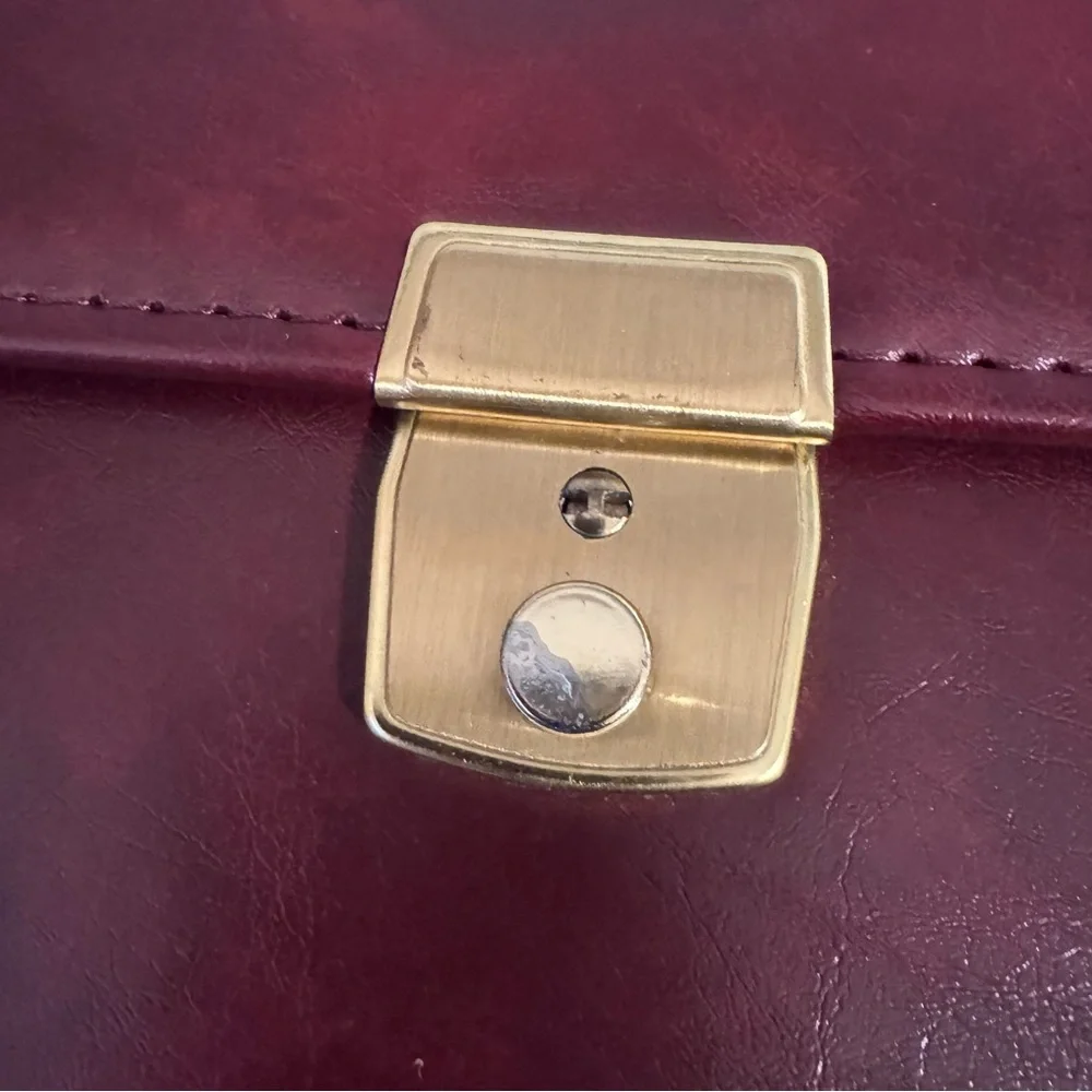 InteliDesign Vintage Locking Portfolio‎ Calculator Padfolio Burgundy Key